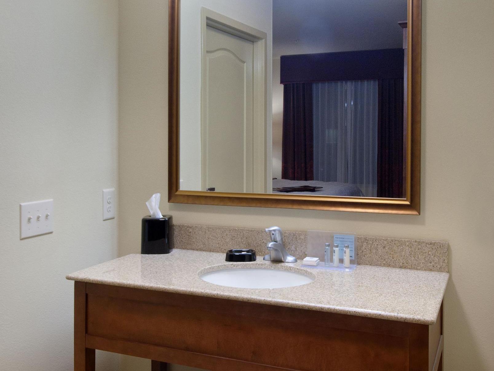 Hampton Inn & Suites Holly Springs Bagian luar foto