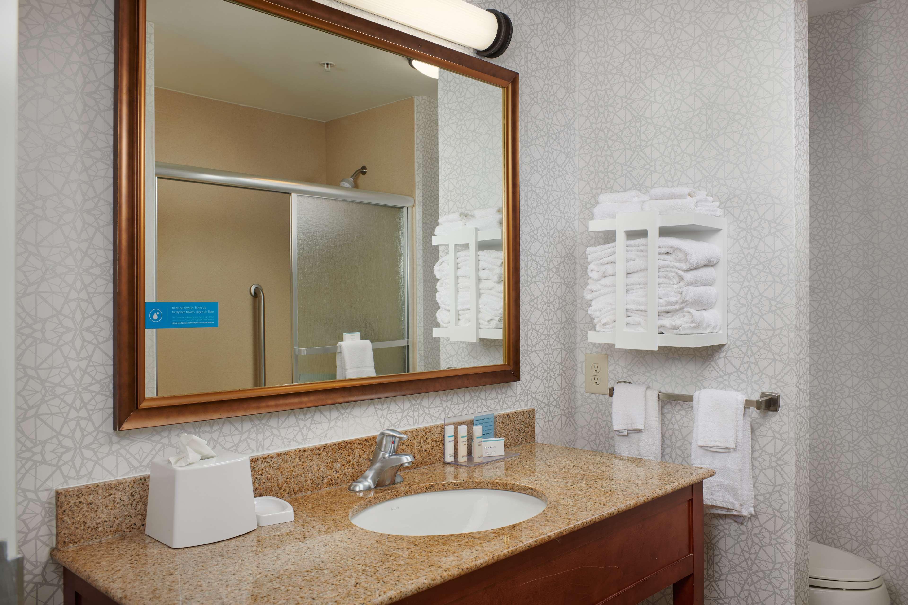 Hampton Inn & Suites Holly Springs Bagian luar foto