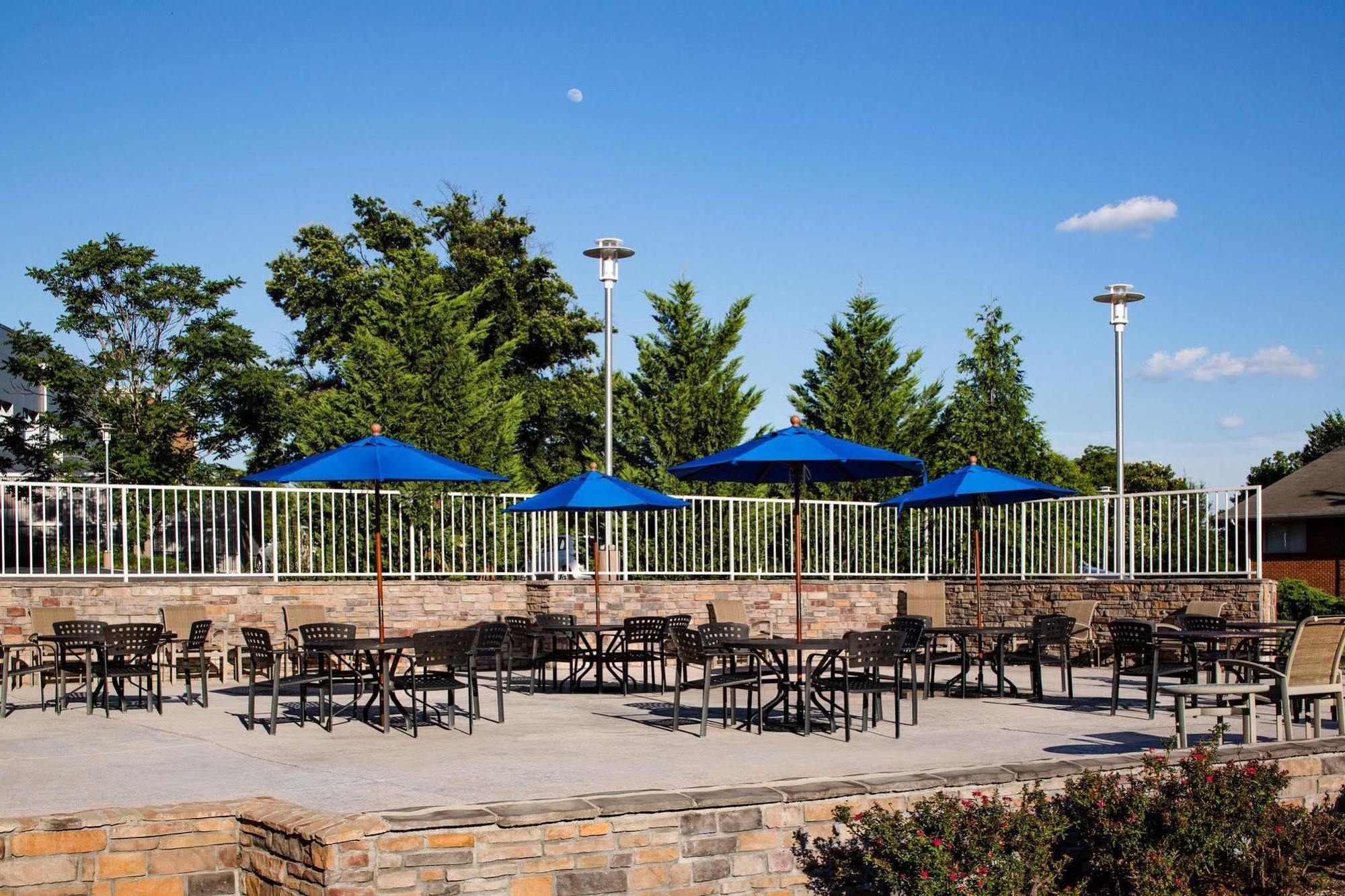 Hampton Inn & Suites Holly Springs Bagian luar foto