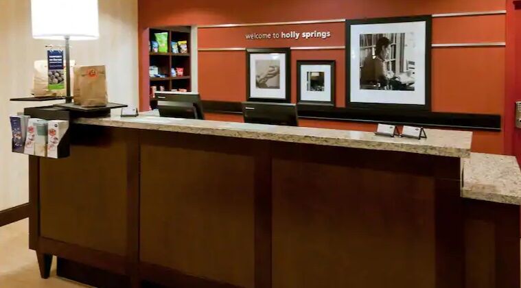 Hampton Inn & Suites Holly Springs Bagian luar foto